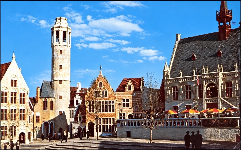 Belgian Village — Flemish town of the year 1700
