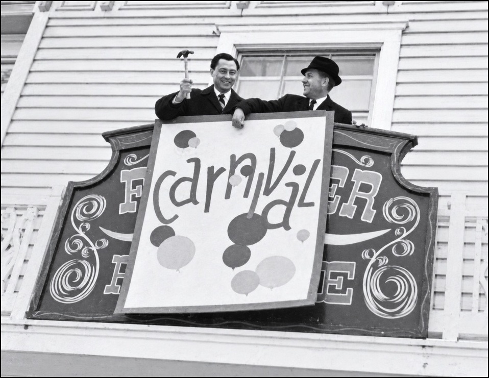 Carnival — fairground rides and aquarium