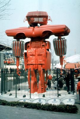 Chrysler's Auto Parts Zoo Zookeeper