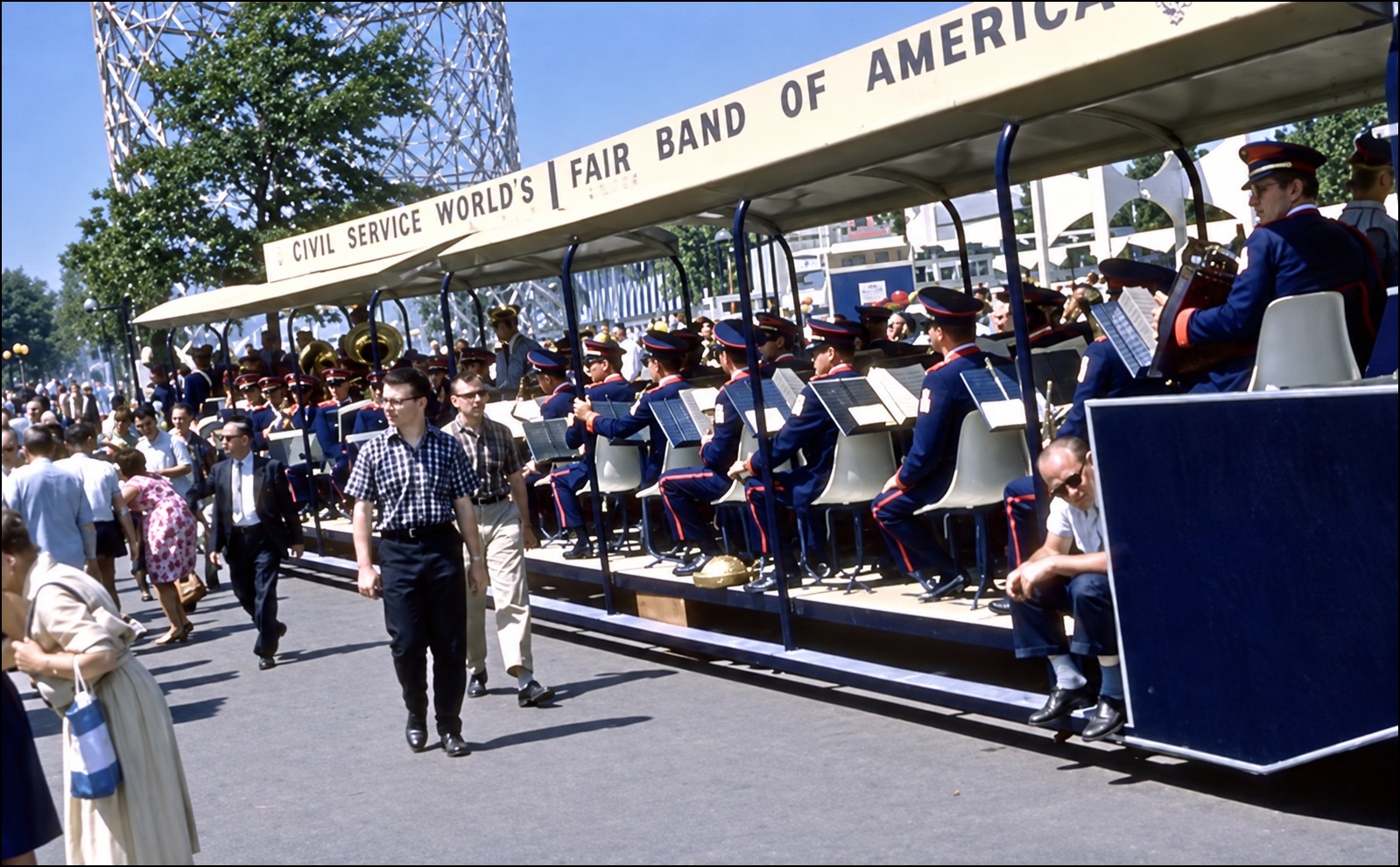 Cities Service World's Fair Band of America — Paul Lavalle and moveable bandstand