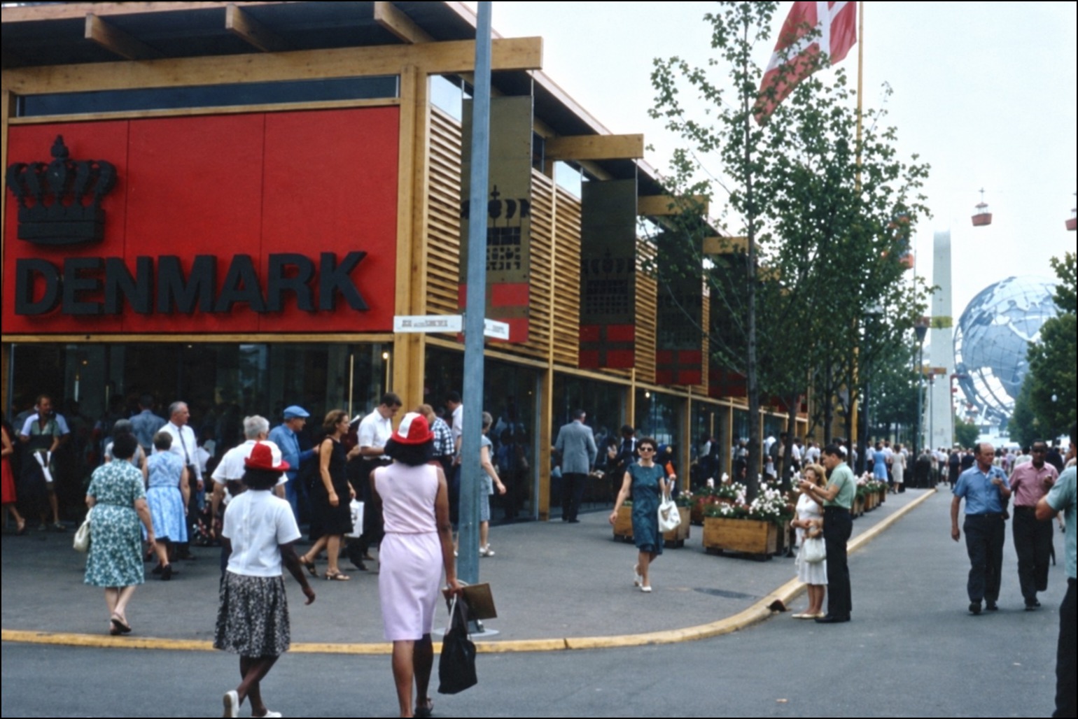 Denmark pavilion — shops, restaurants and sidewalk cafe