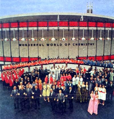 It takes 203 actors, actresses, singers, dancers, hosts, hostesses, musicians, technicians, projectionists, stage hands, crew members and administrative staff to stage 48 shows daily at DuPont's "Wonderful World of Chemistry." Here are all 203 of 'em!