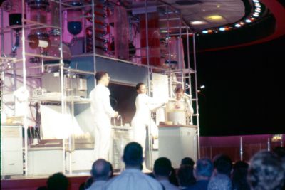 Chemical magic at DuPont's "Wonderful World of Chemistry"