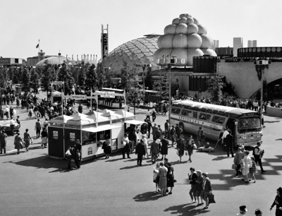 Greyhound Information Booth & SIghtseeing Bus