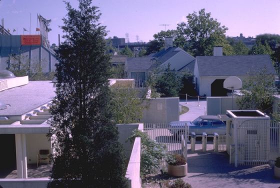 House of Good Taste with Edward Durell Stone Modern House