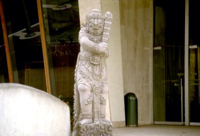 Balinese statue at the Pavilion's entrance