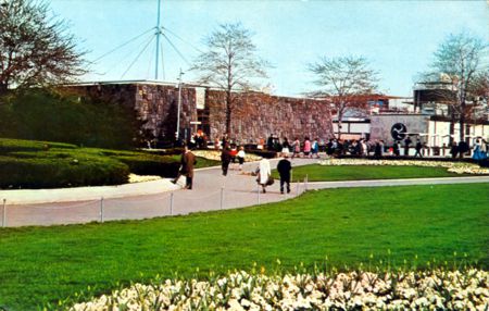 Japan Pavilion outside entrance