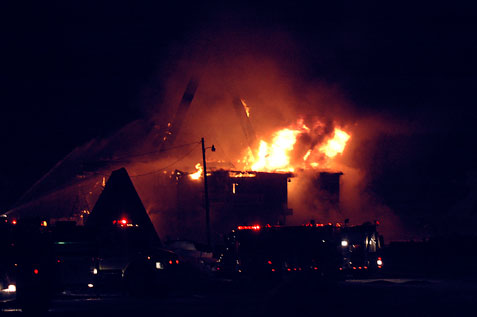 Fire destroys the former Austrian Pavilion