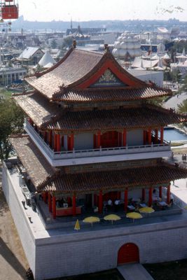 Republic of China houses rare art objects in opulent red and gold replica of an emperor's palace