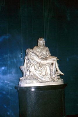 Michelangelo's masterpiece, "Pieta", one of the most important religious works at the Fair, Vatican Pavilion