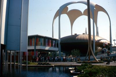 Johnson Wax Pavilion - great gold disk housing 500-seat theater