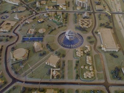 Close-up of traveling Fair model detail