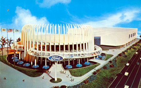 Ford Motors official postcard No. 72585-B