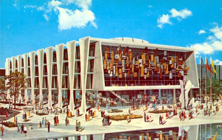 Owens-Corning Fiberglas advertising postcard No. 65624-B