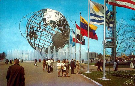 Theme Symbol of the World's Fair unauthorized postcard No. WF1