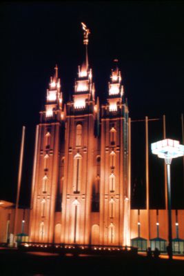 Church of Jesus Christ of Latter Day Saints - Night