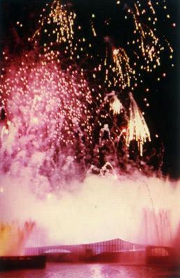Fireworks and Fountain of the Planets display