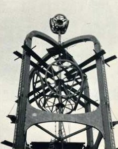 Close-up of tower sphere skeleton