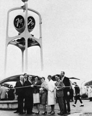 Ribbon cutting at the 7-Up International Sandwich Gardens