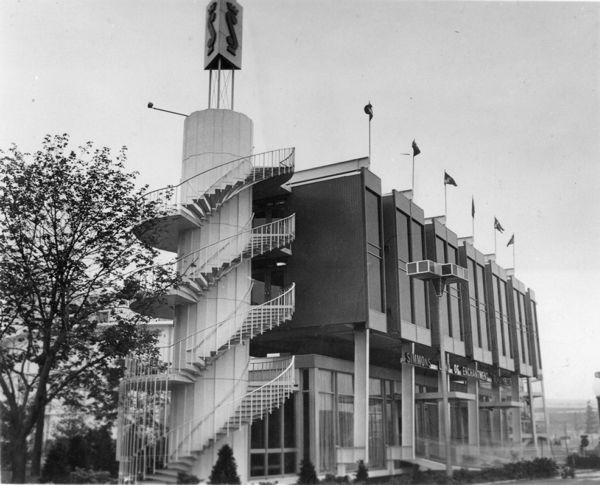 Simmons Beautyrest Center