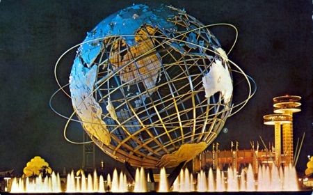 Unisphere at Night postcard No. 88525-B