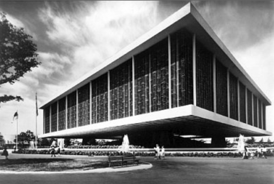 United States Pavilion — Challenge to Greatness