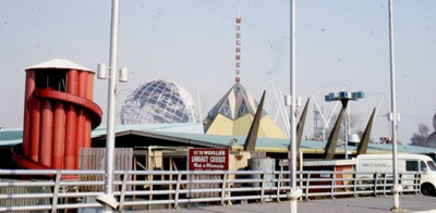 Wisconsin Pavilion as seen from the United Nations (South) Bridge