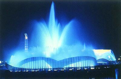 Spraying Fountain of the Planets, at night